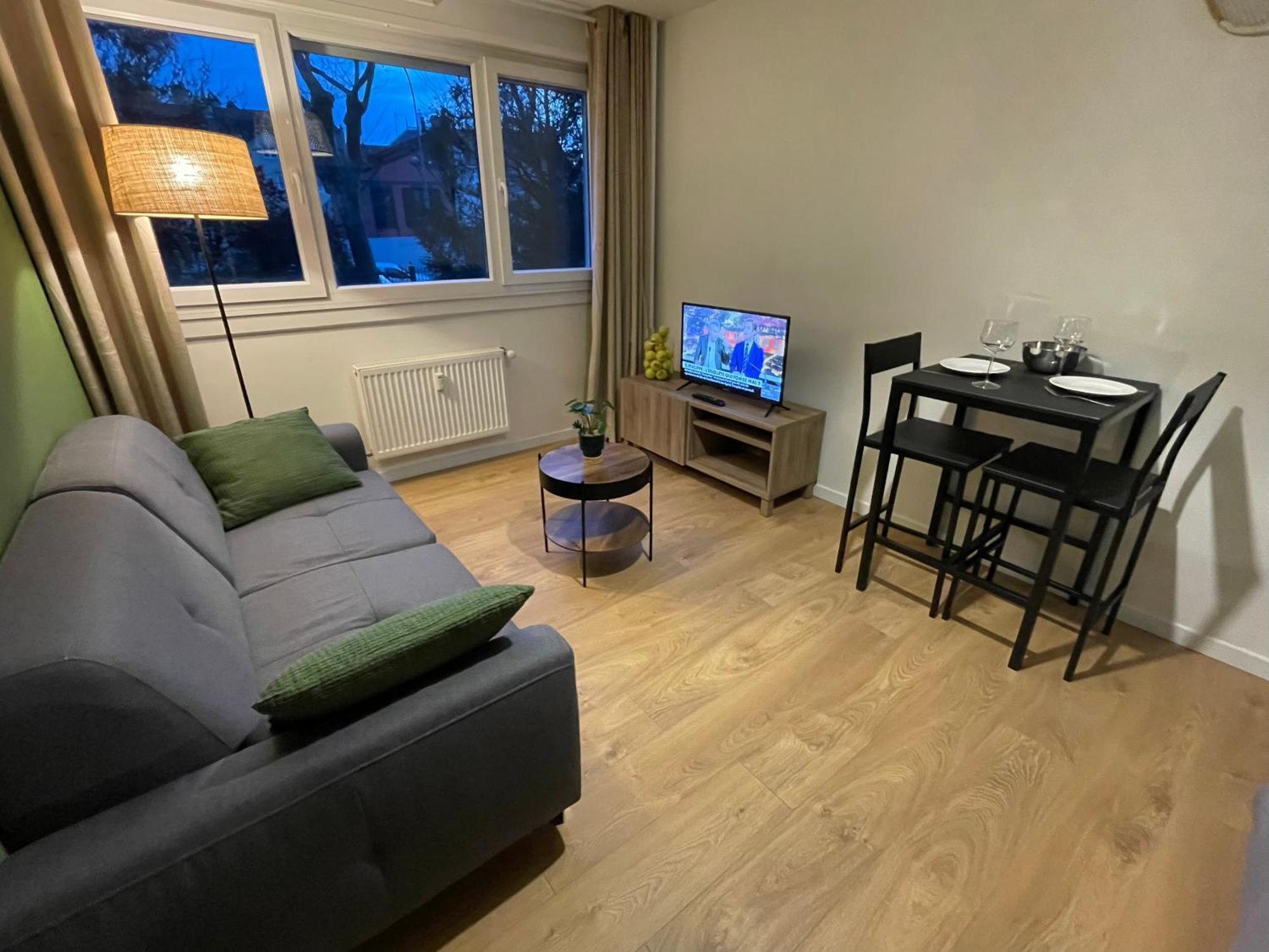 Le Wimbledon Apartment Chalon-sur-Saone Bagian luar foto