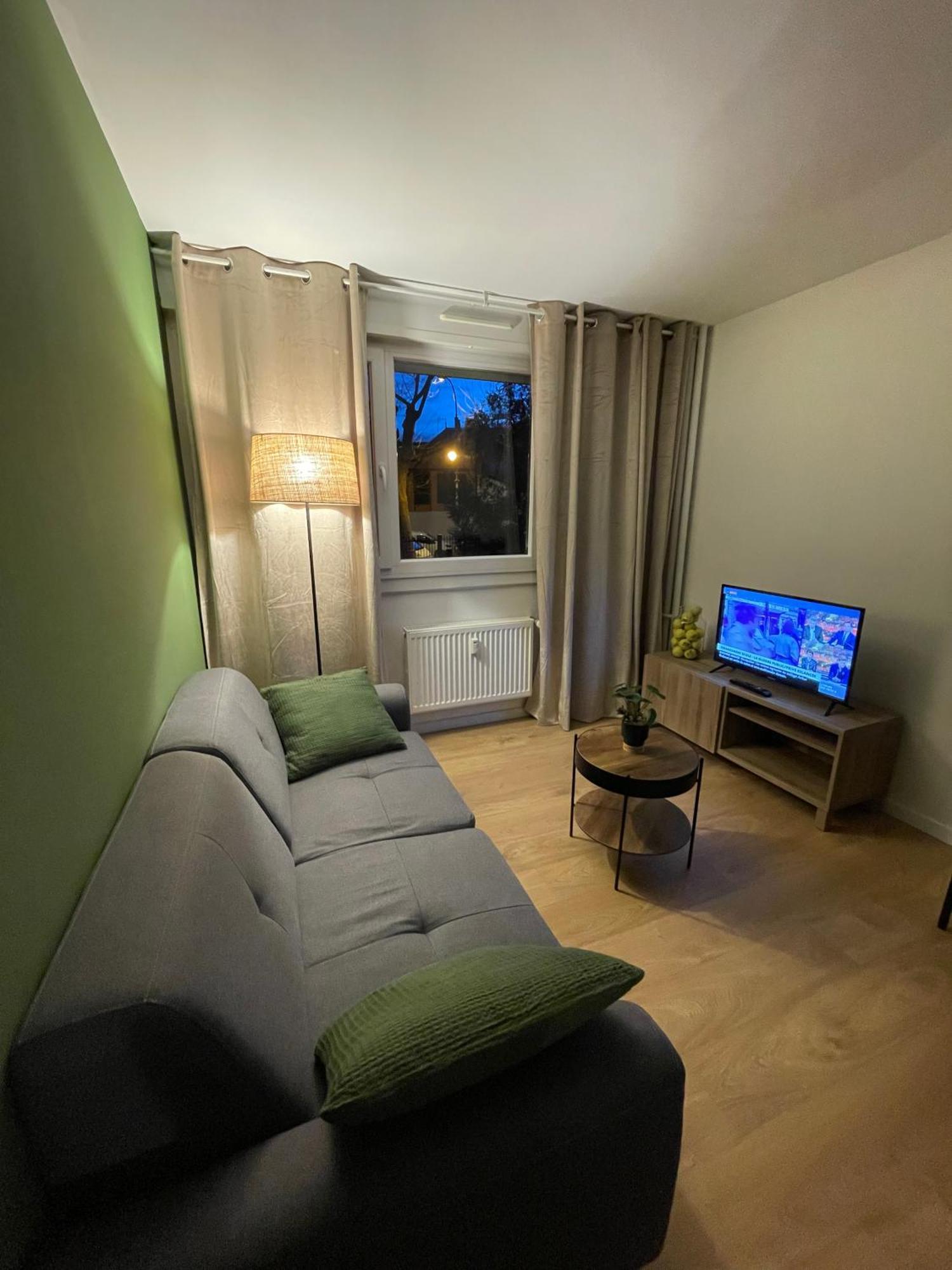 Le Wimbledon Apartment Chalon-sur-Saone Bagian luar foto